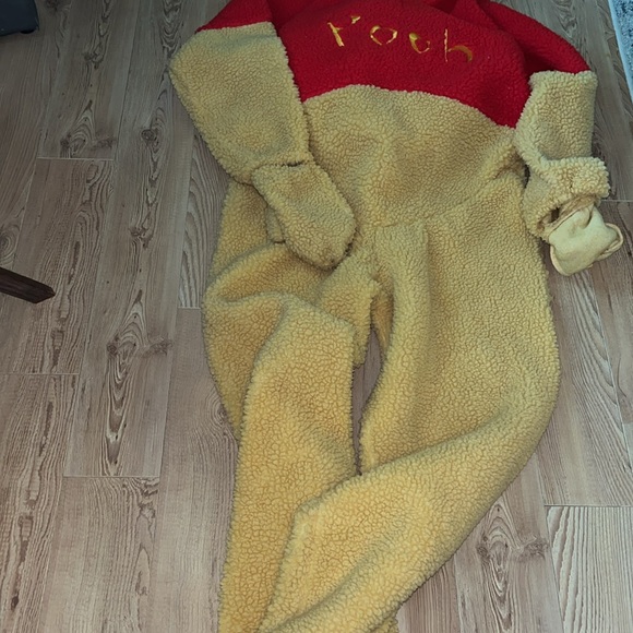 Vintage Disney Store Winnie The Pooh Plush Costume Adult Unisex - Picture 2 of 6